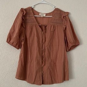 NWOT Flower & Feather dusty pink- peach cute blouse